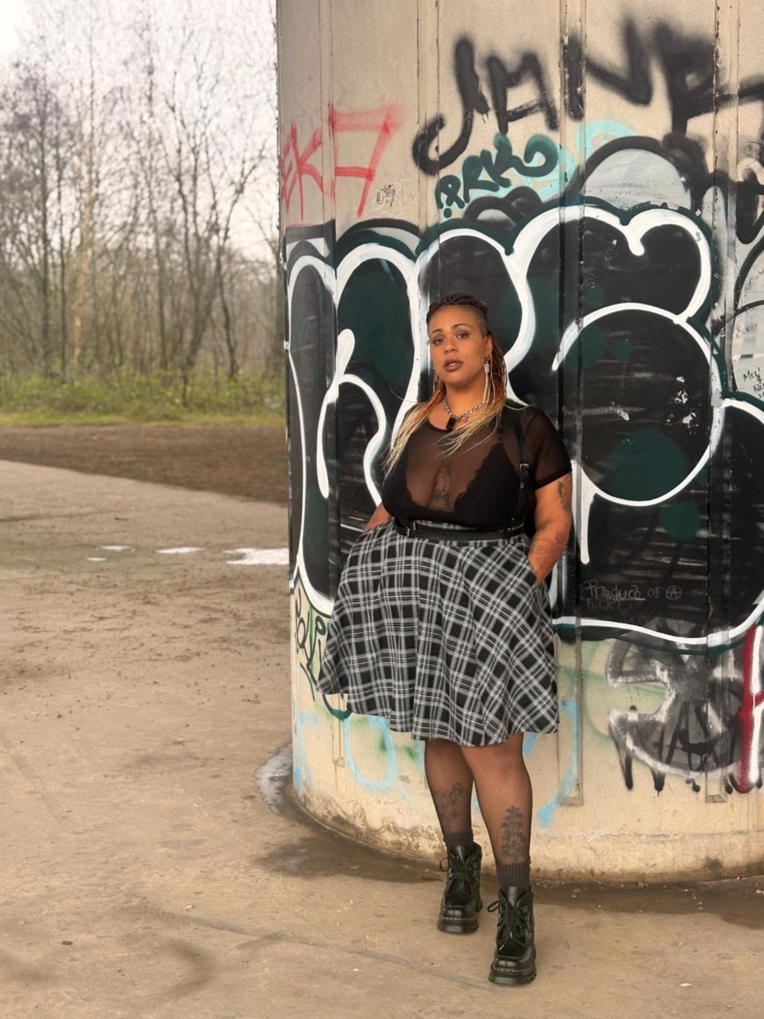 Spódnica w kratę z rozkloszowanym dołem – Cairn