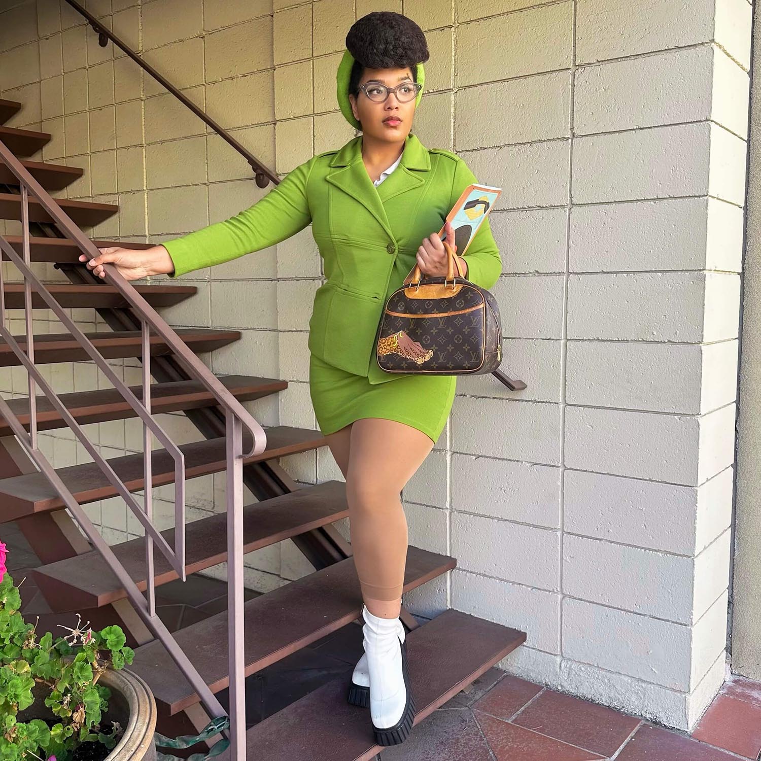 Ashleeta - Rozmiar F