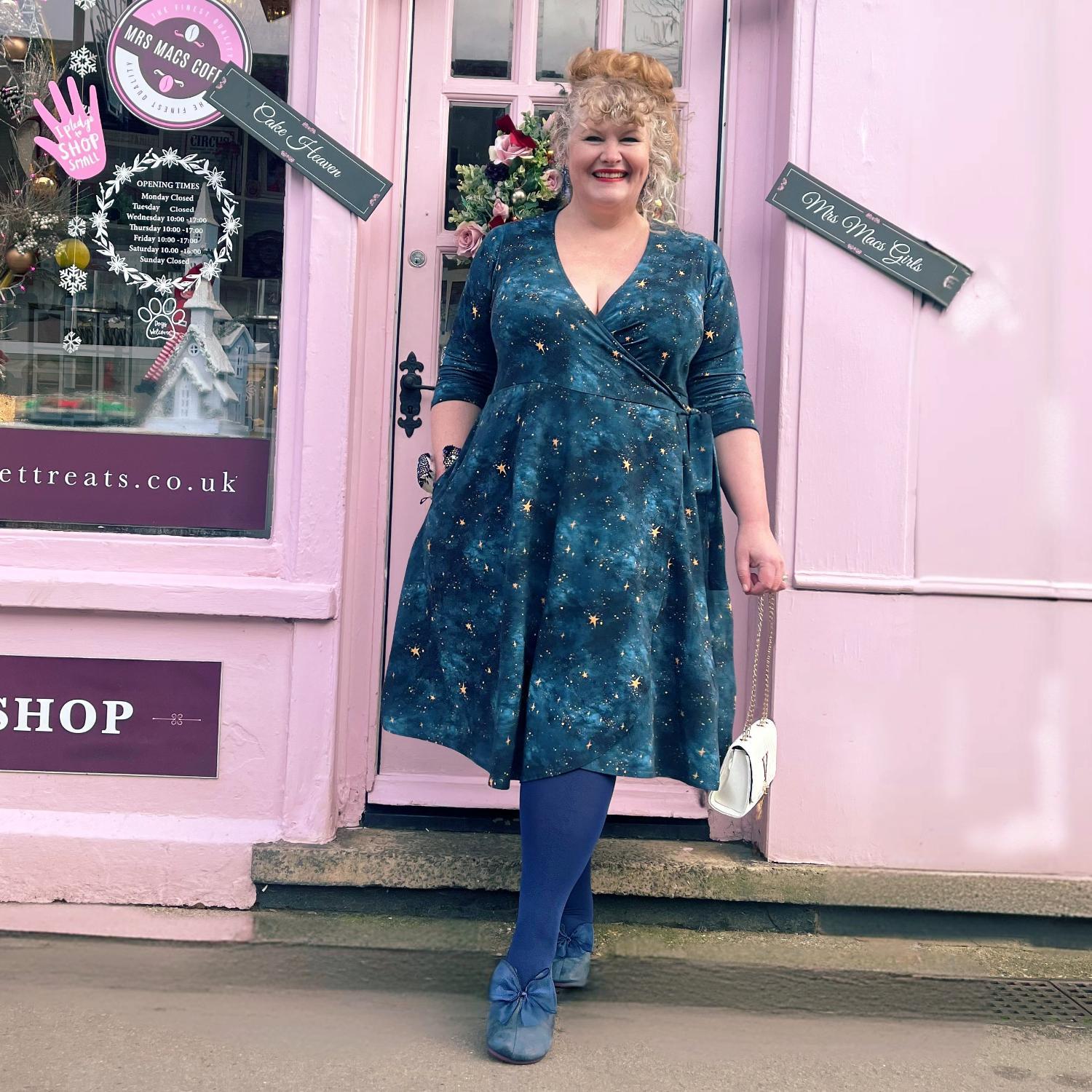 Sukienka kopertowa Nebula