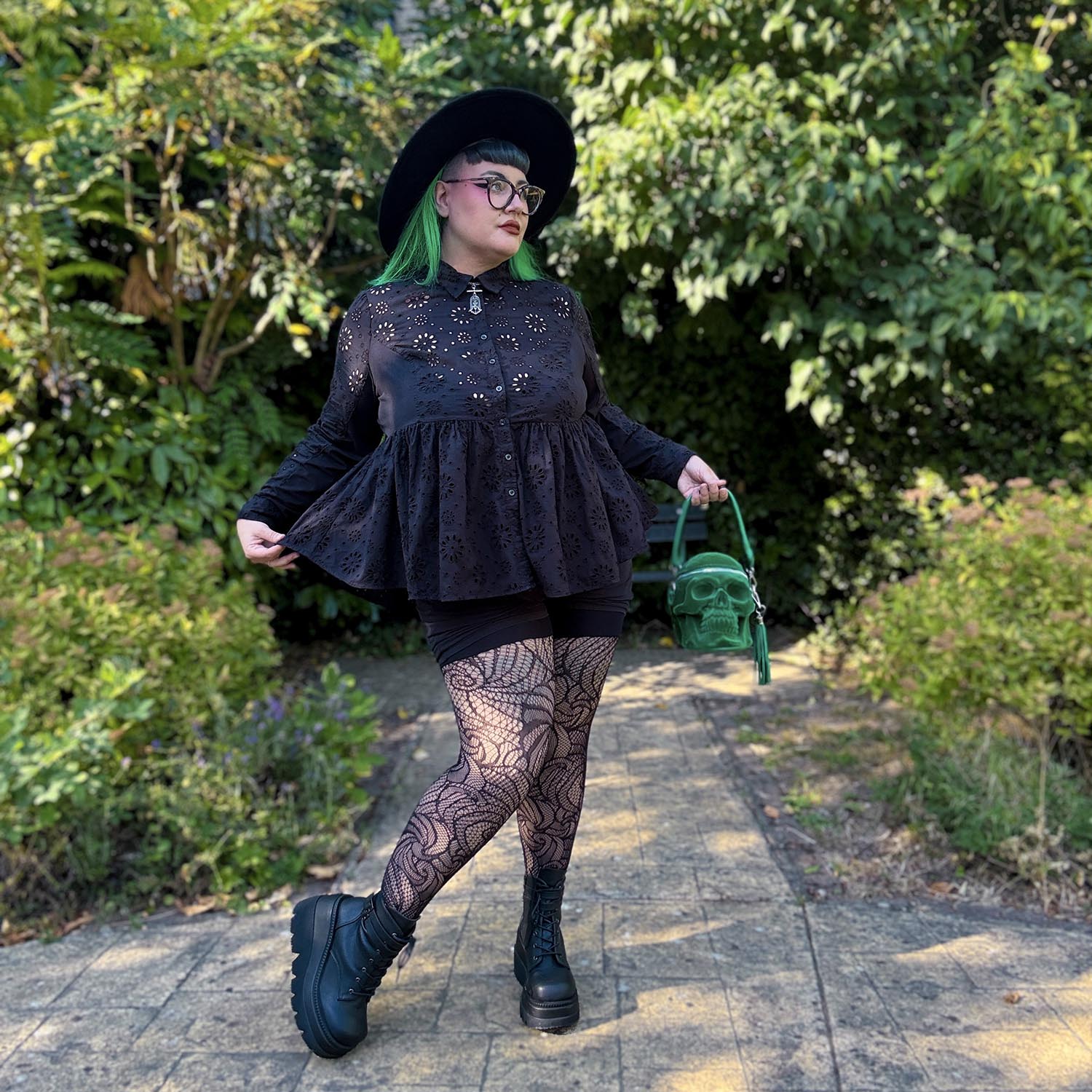 Emma, 5ft 7in / 171cm - Tamanho F2