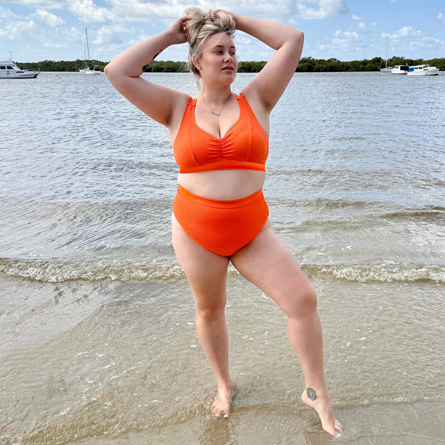 Kaitlin - Tamanho E