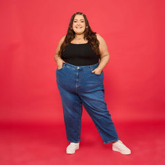 Shannon, 5'2" - Storlek H1 Kort
