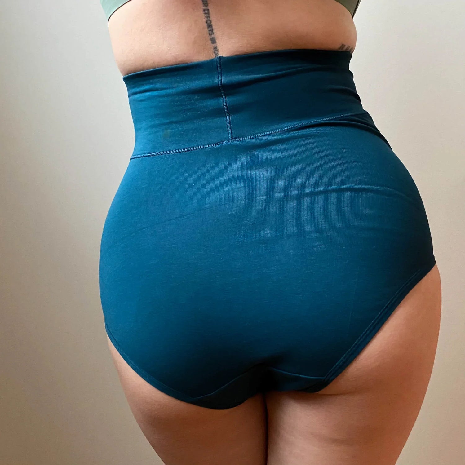 Knickers med superhög midja i ekologisk bomull - Aurora