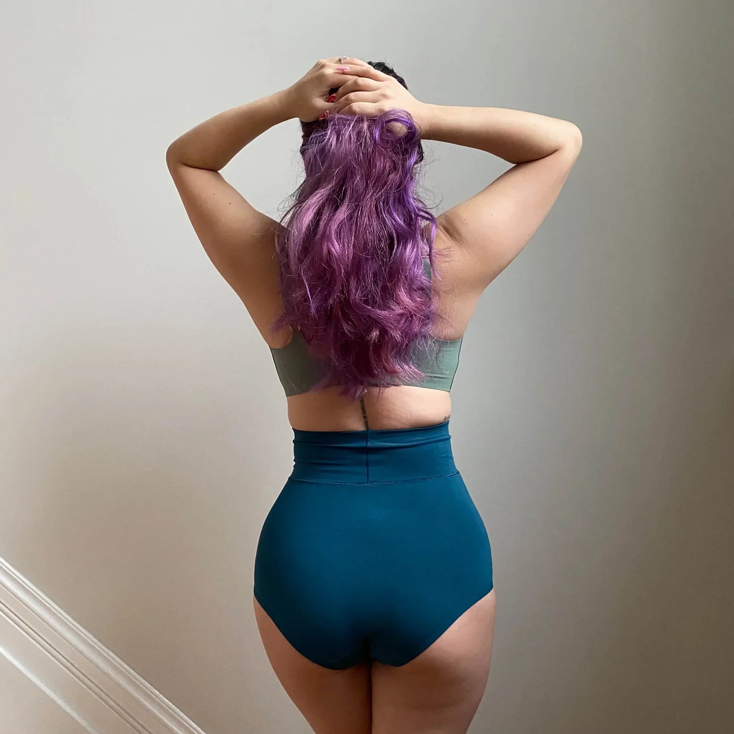 Knickers med superhög midja i ekologisk bomull - Aurora