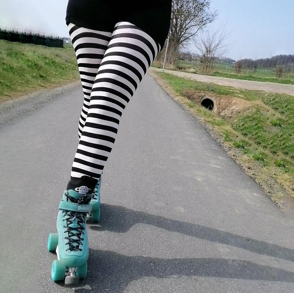 Randiga strumpbyxor - Witch